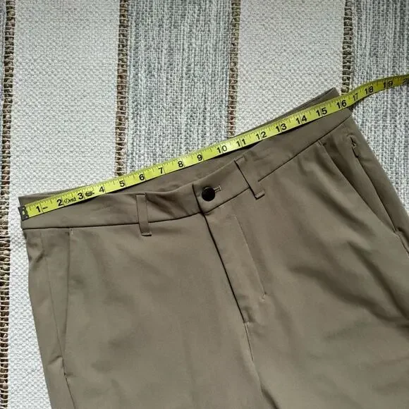 Lululemon Commission Tofino Sand Tan Khaki Chino Slim Leg Pants Men’s Size 32